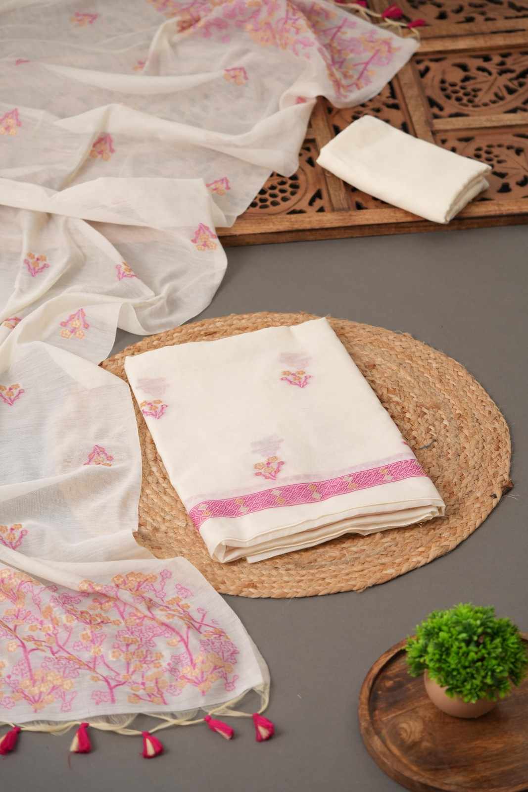 JAMDANI 3-Piece Unstitched Suit- Top, Bottom & Dupatta