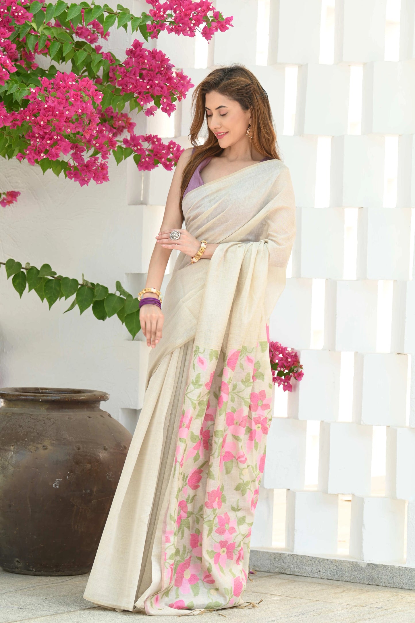 Beige Mul Muga Cotton with jamnadhi Sunflower Sarees