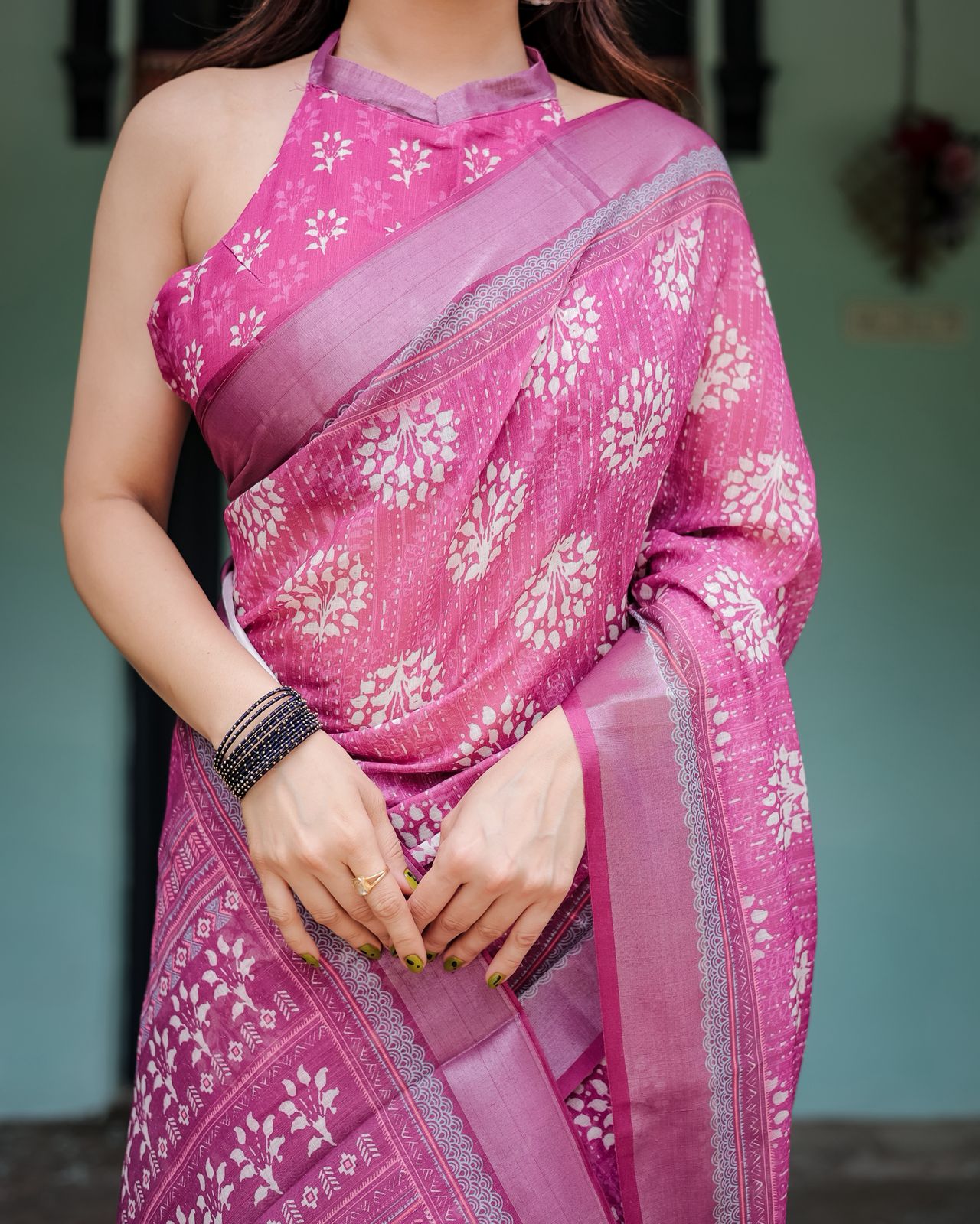 Pure Linen Saree with Tassels