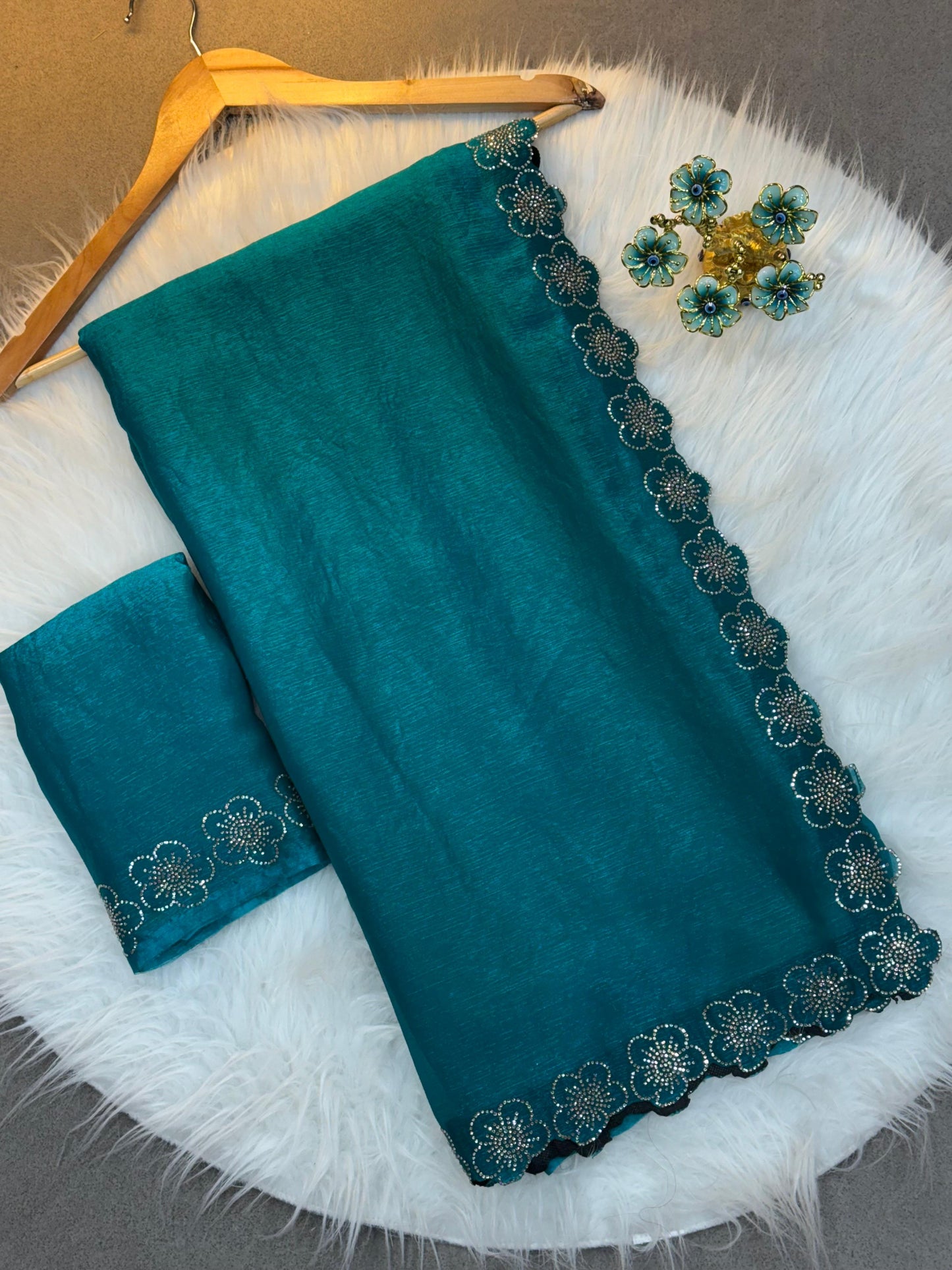 Flower Port Cut Dana Diamond Panel Work Tissue Saree