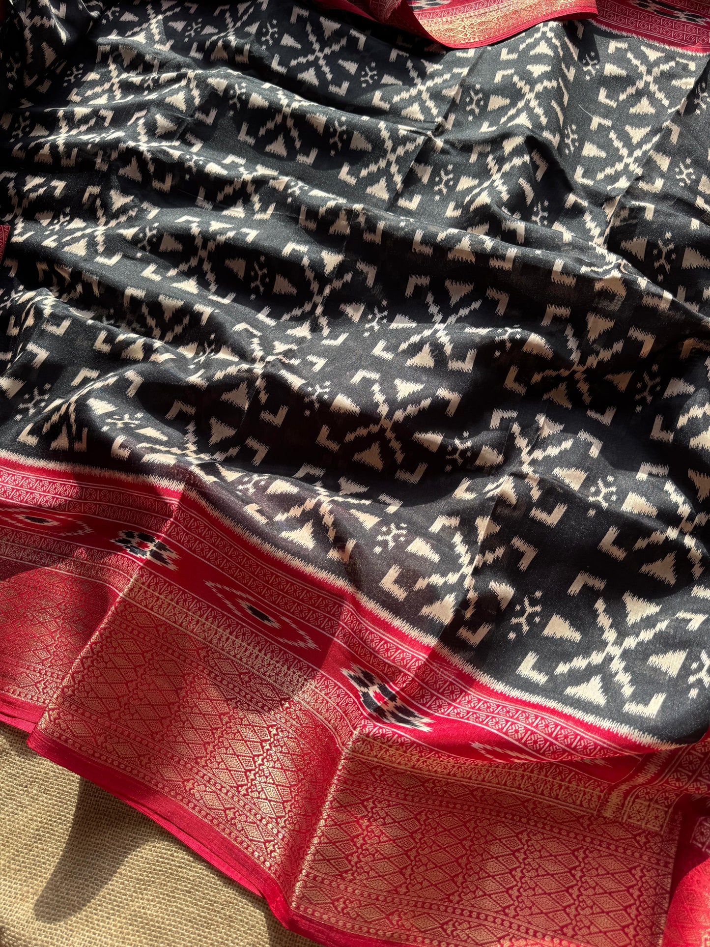 Dual-Toned Ikkat Silk Saree
