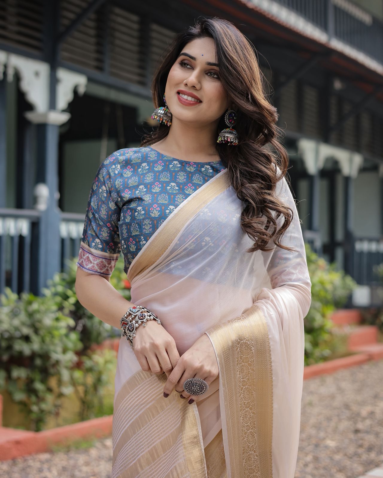 Kerala Style Cream White Chiffon Saree – Luxury Look