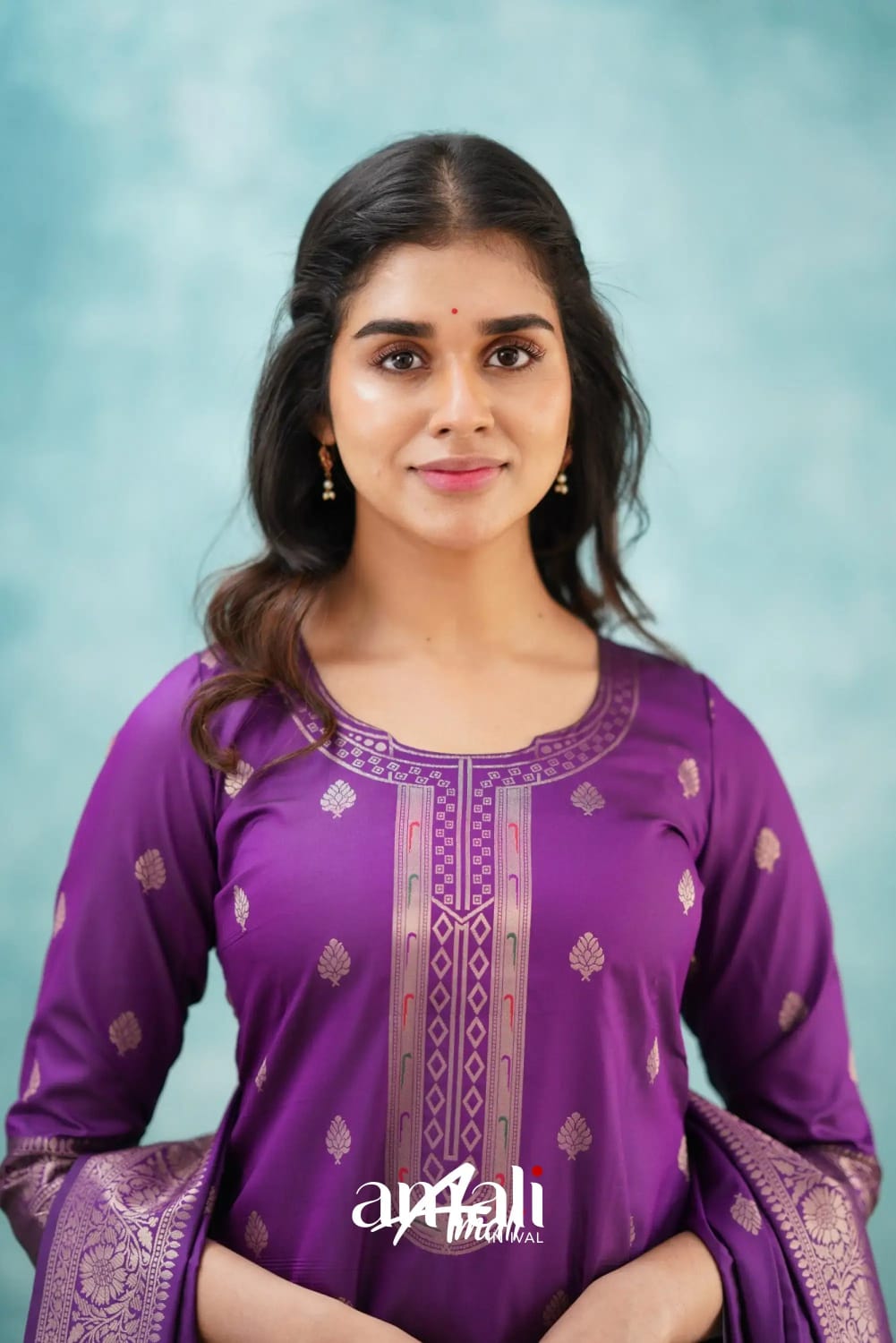 Sanvi – Purple Blended Paithani Silk Salwar Set