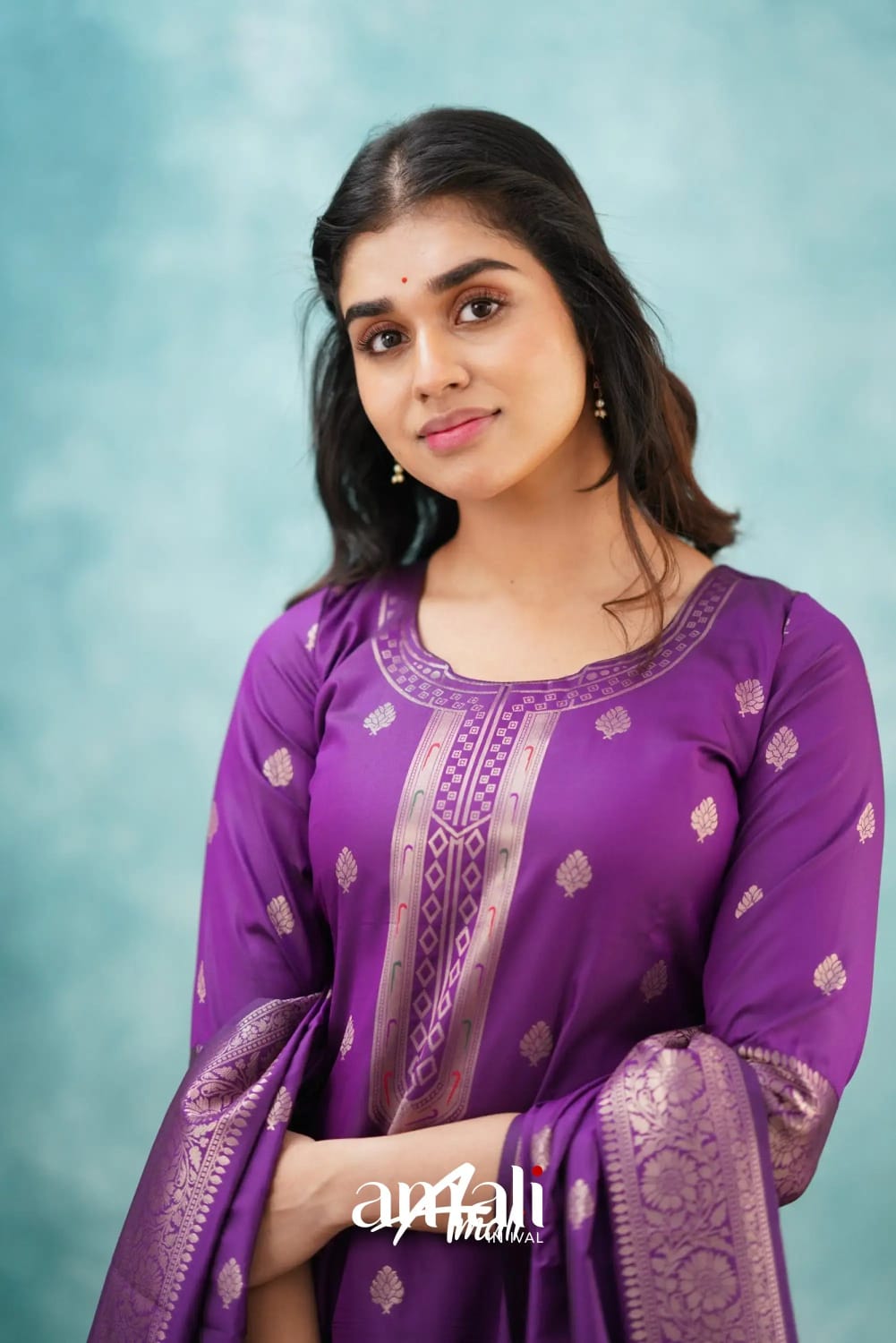 Sanvi – Purple Blended Paithani Silk Salwar Set