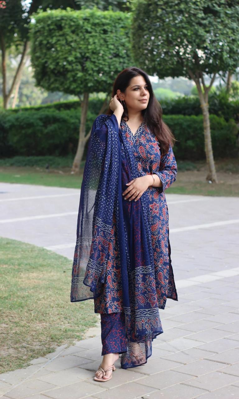 Pure Fine Heavy Cotton Kurti Pant with Dupatta.