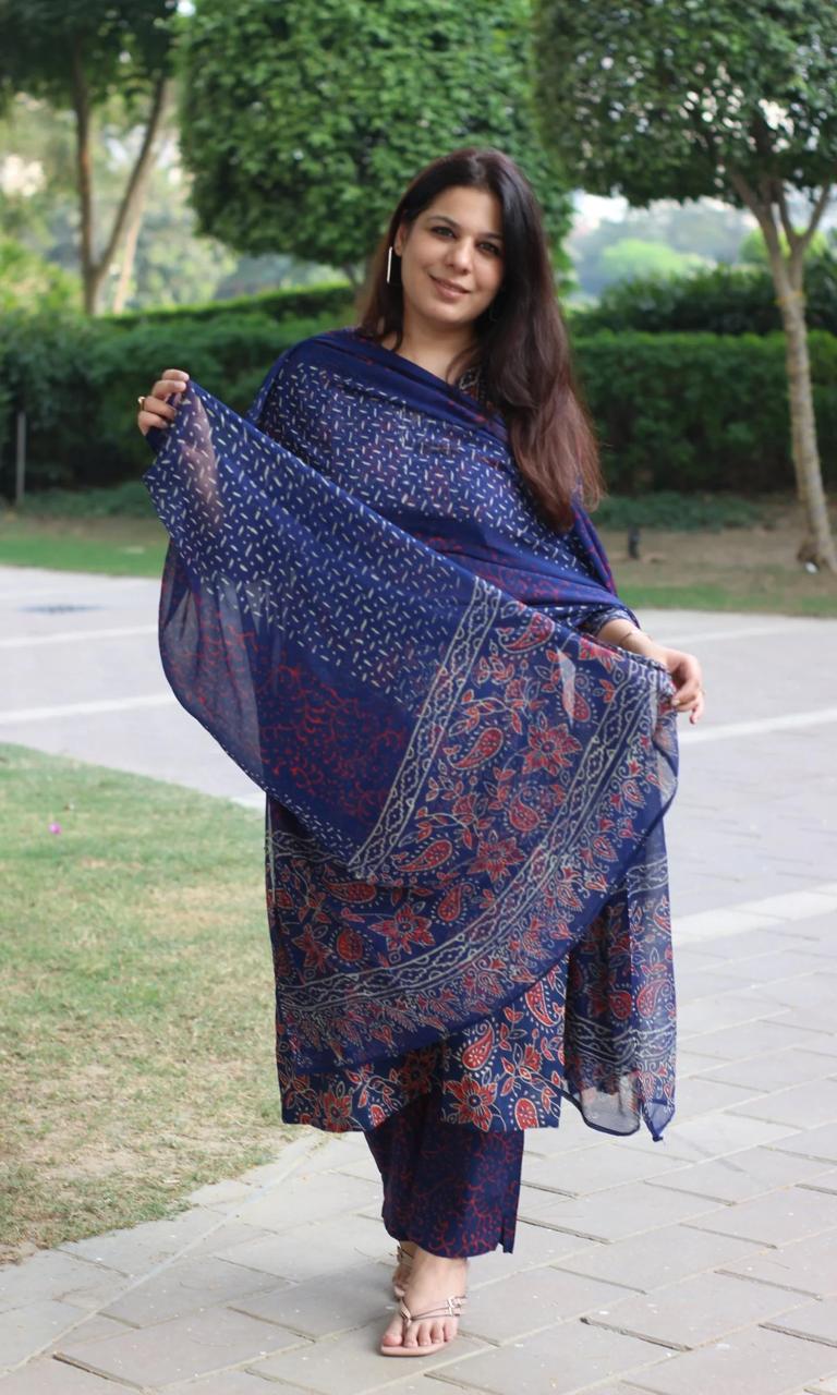 Pure Fine Heavy Cotton Kurti Pant with Dupatta.