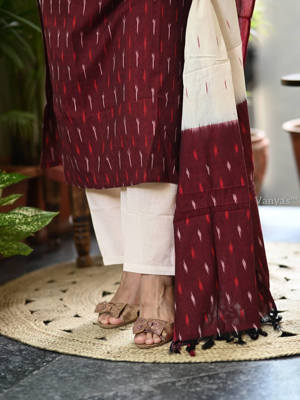 PREMIUM KURTI COLLECTION WITH HANDLOOM LINEN DUPATTA