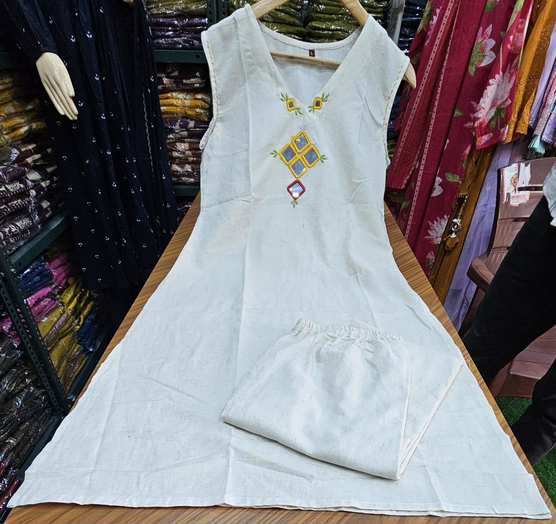 Stylish Ethnic Kurta with Plazo