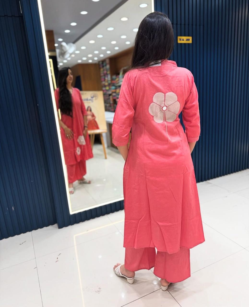 BLOOM IN STYLE – EFFORTLESS ELEGANCE FOR EVERYDAY