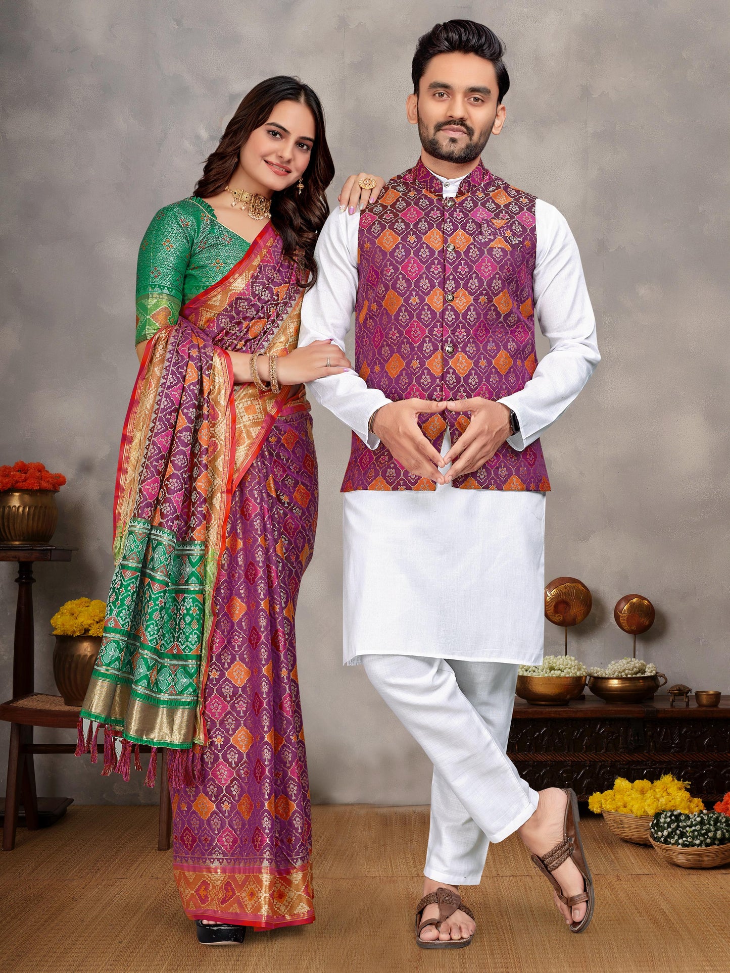Couple Combo (Men's Kurta+Koti & Women Saree) Collections.