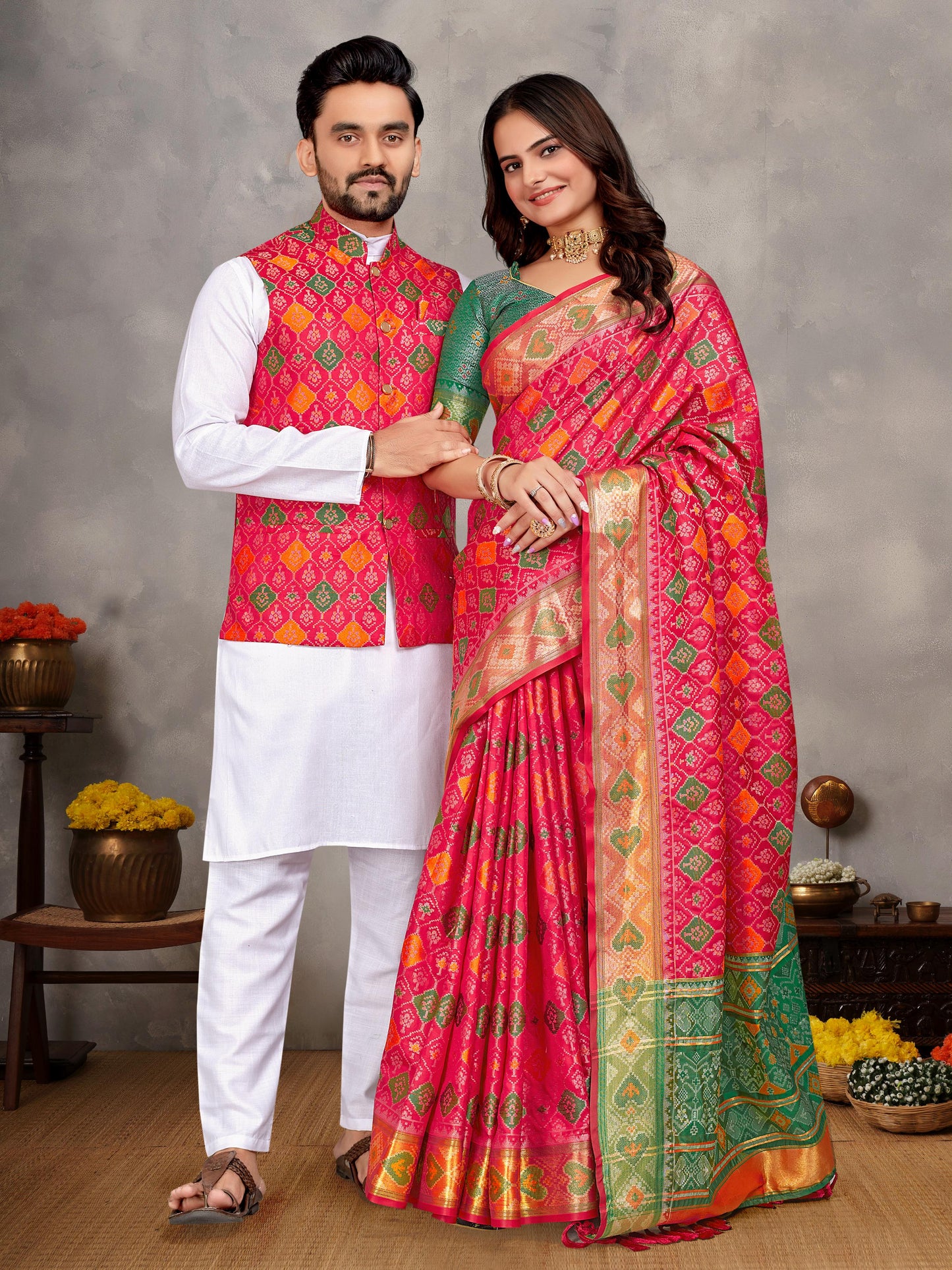 Couple Combo (Men's Kurta+Koti & Women Saree) Collections.