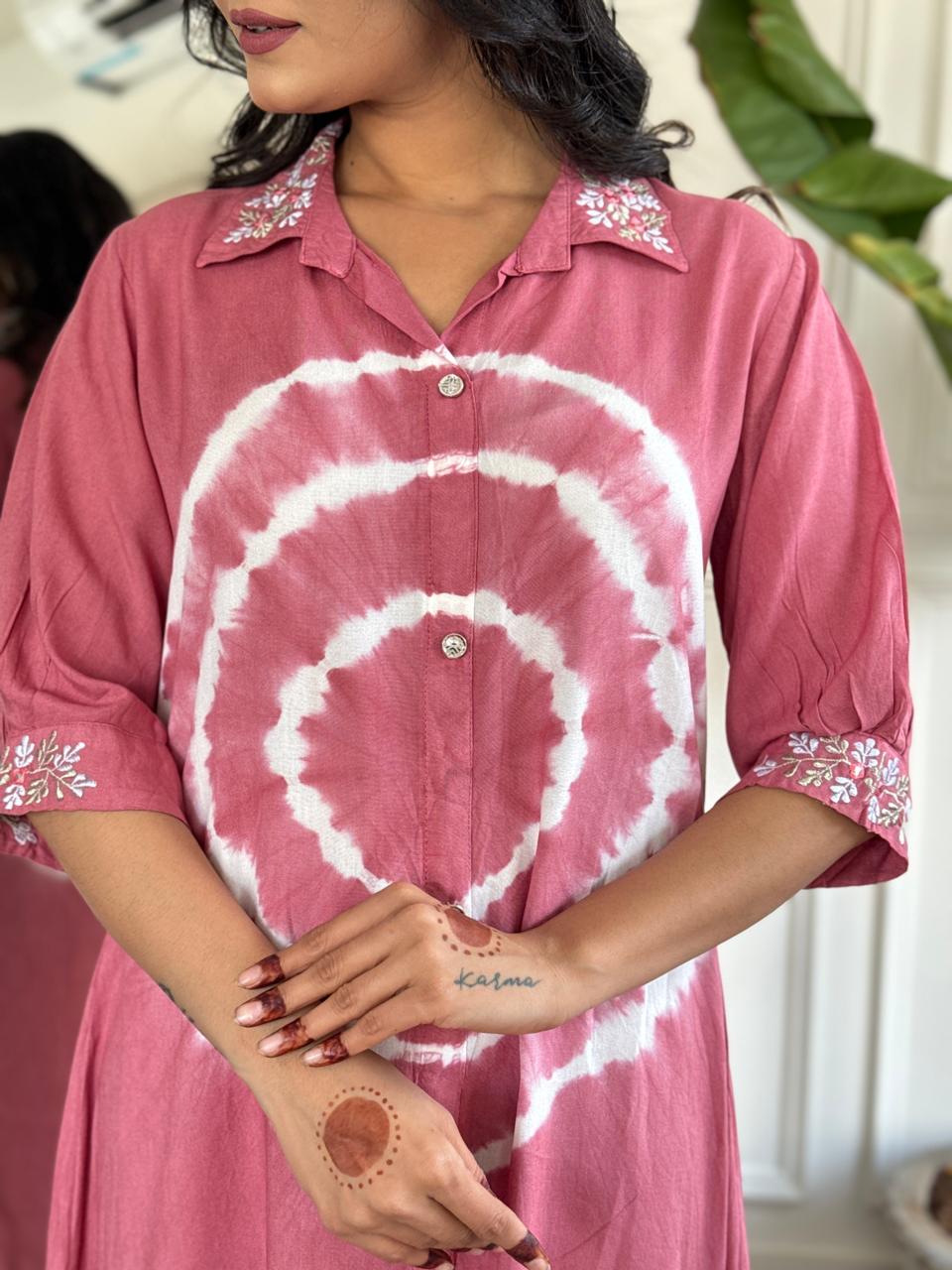 Tie-Dye Elegance: Where Tradition Meets Trend
