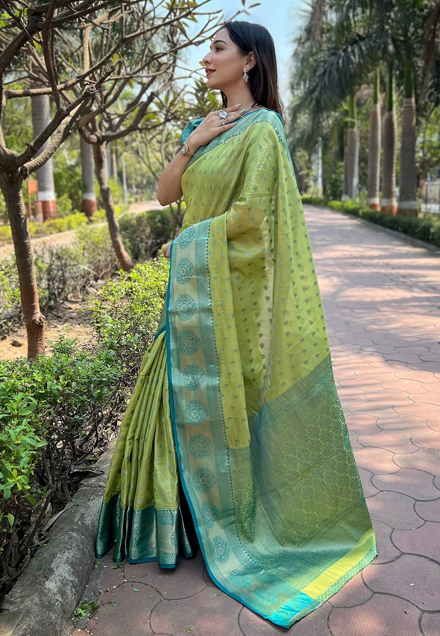 Eternal Elegance with Traditional Charm