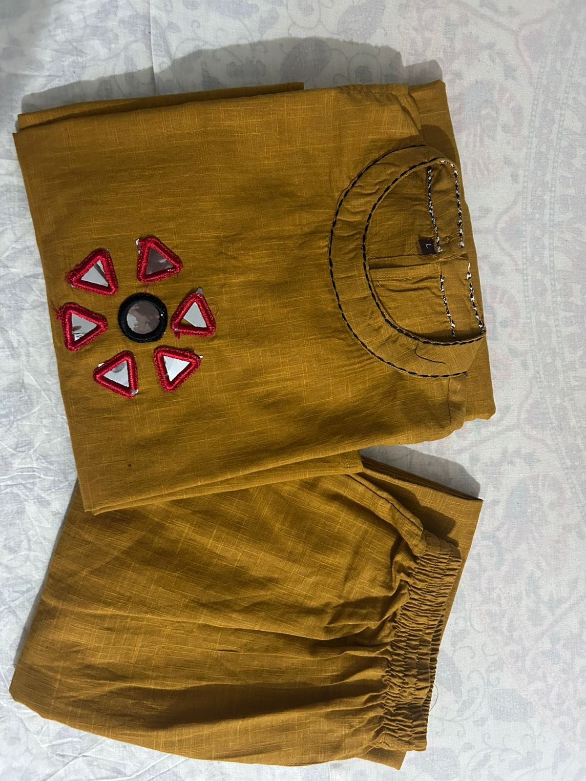 Cut Kurti Set with Embroidered Detailing