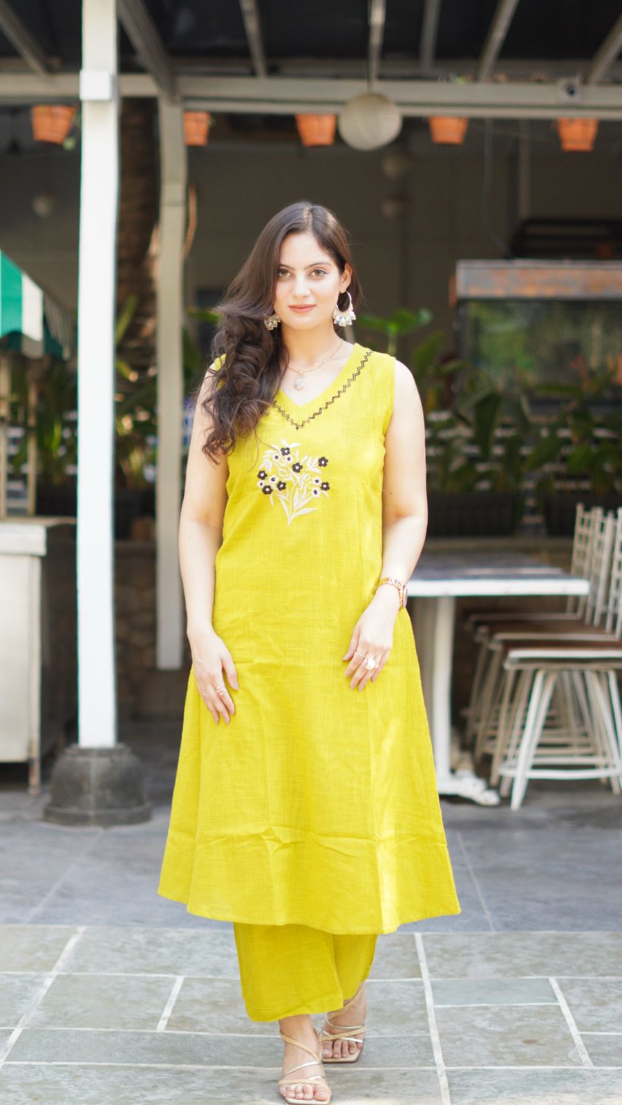 Sleeveless Cotton Embroidery Kurti Set- Colour Variants.