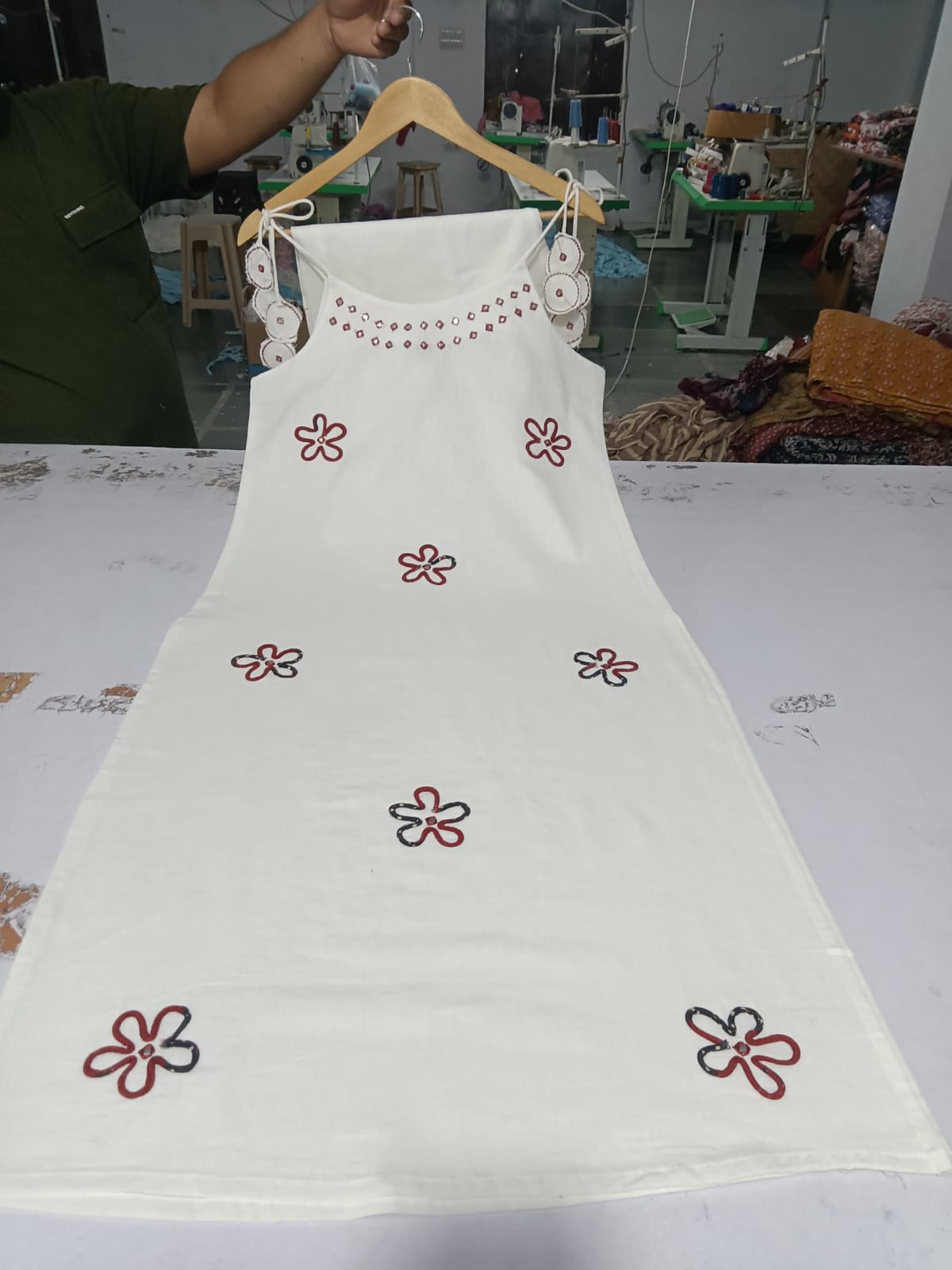 Off-White (Ivory) Cotton Kurti Set with Embroidered Floral Motifs