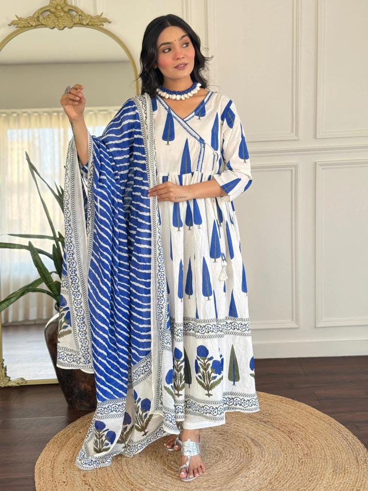 Kurti Set with Embroidered Yoke & Lace-Trimmed Dupatta.