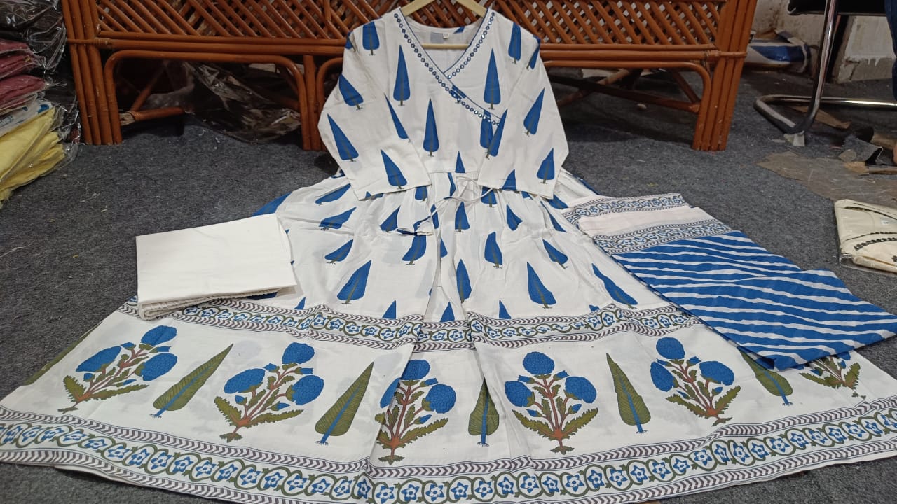 Kurti Set with Embroidered Yoke & Lace-Trimmed Dupatta.