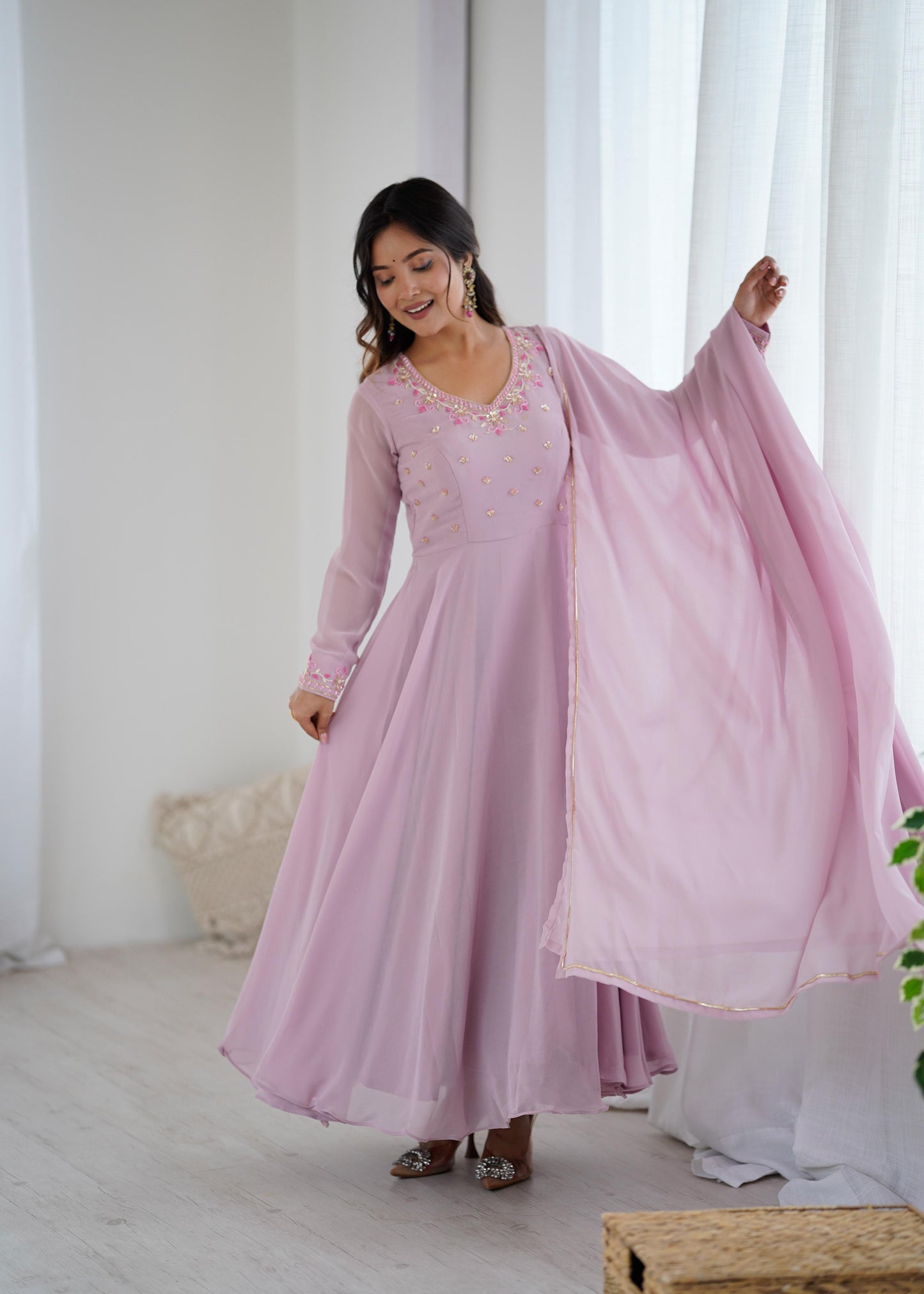 New Party Wear Look – Pastel Purple Fox Georgette Gown Set.