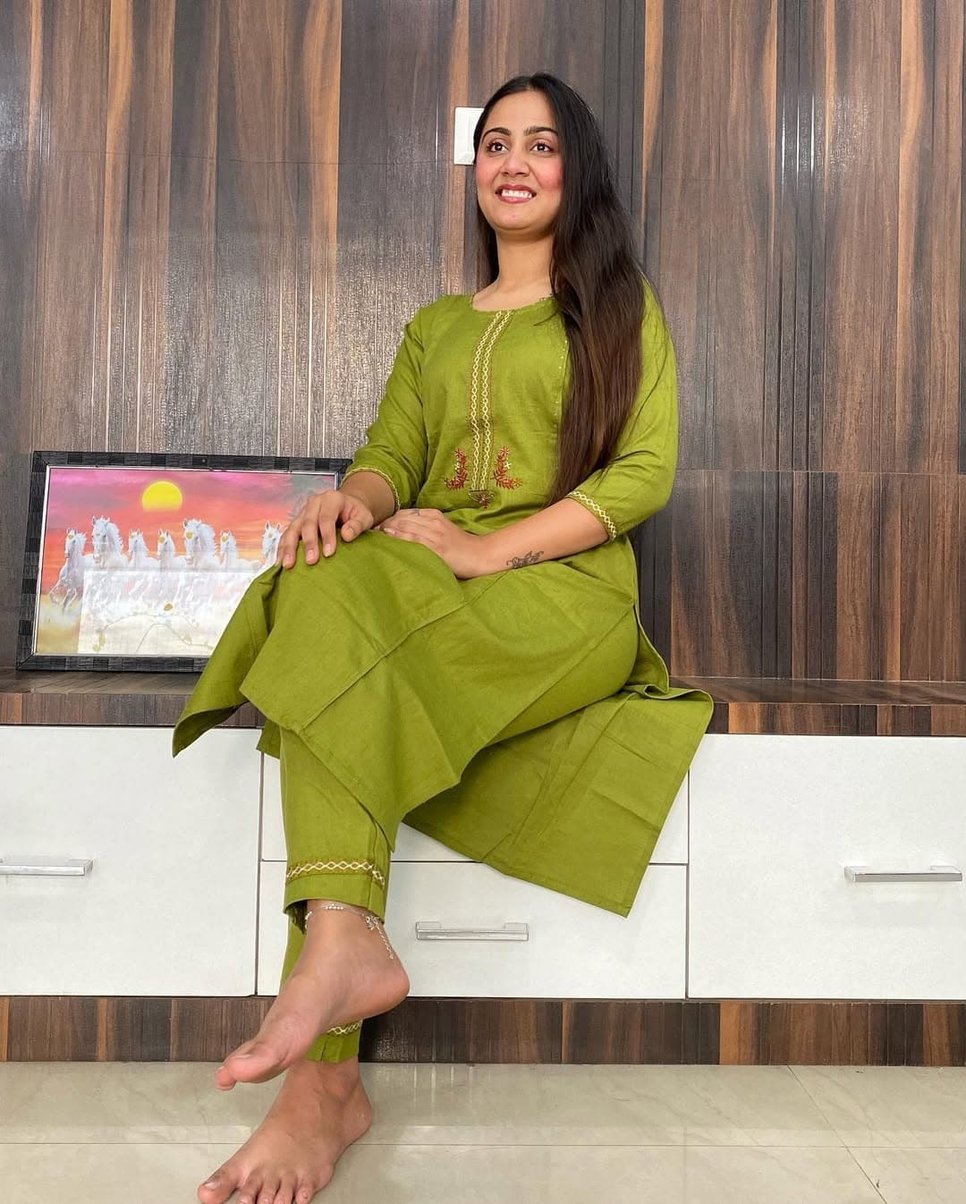 Green Straight-Cut Cotton Kurti & Pant Set.
