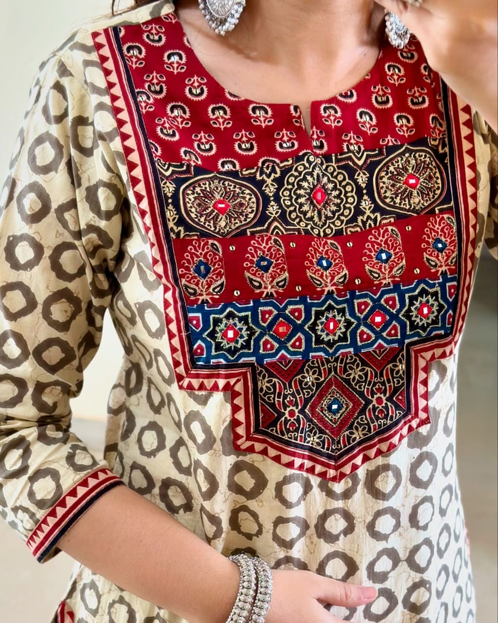 Cream Beige Embroidered Kurti Set with Dupatta