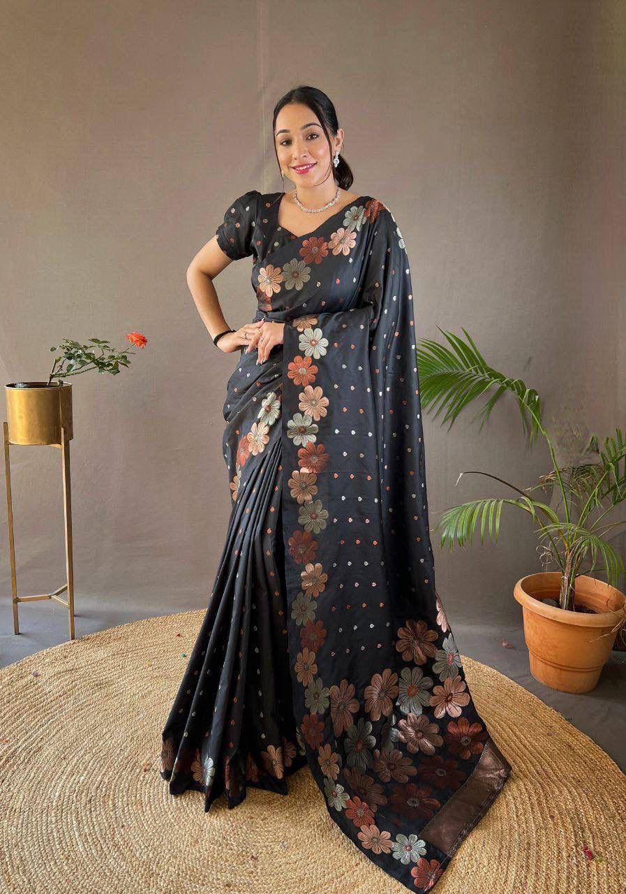Elegant Floral Lichi Silk Saree with Matching Blouse Piece.