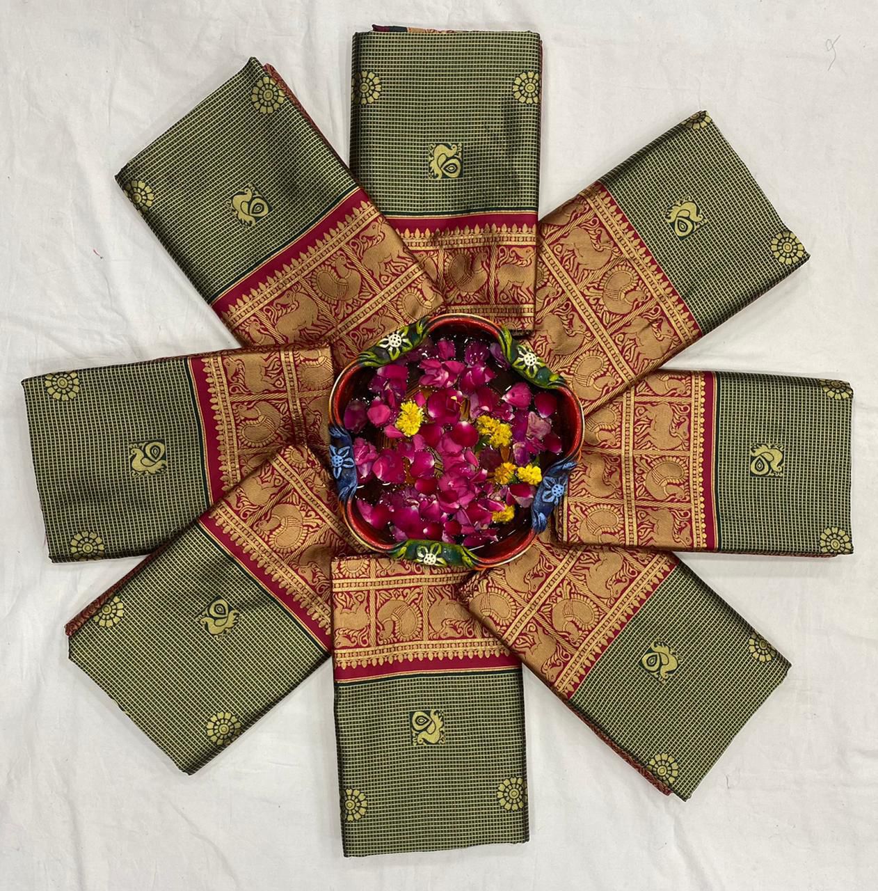 Majestic Green Soft Lichi Silk Saree with Jacquard Weaving
