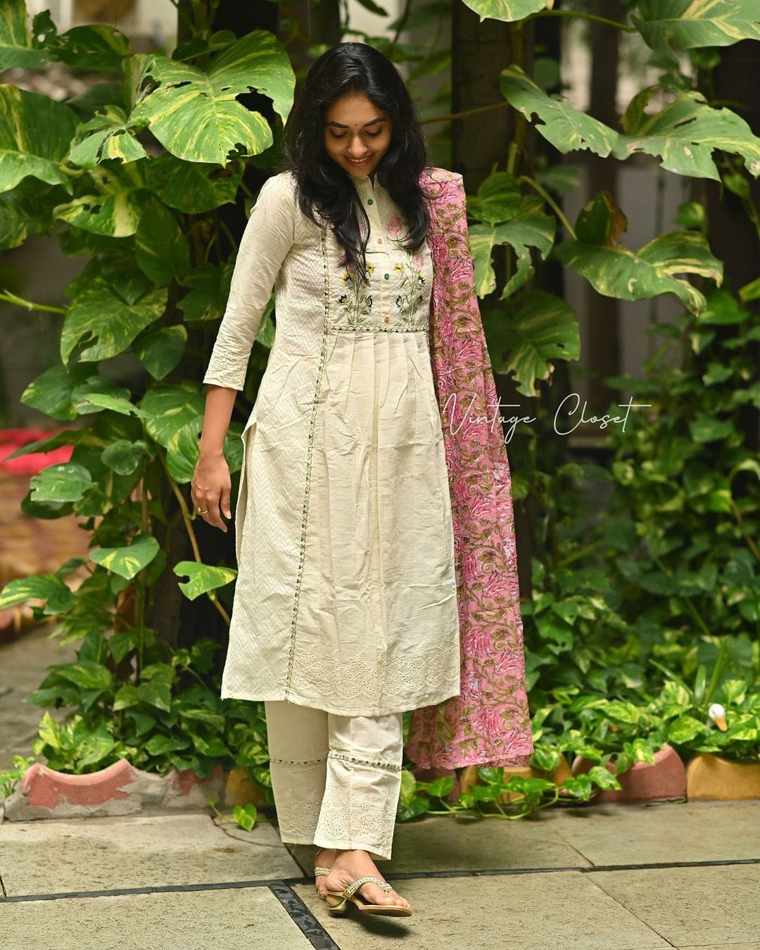 Graceful Light Green Cotton Kurta Set.
