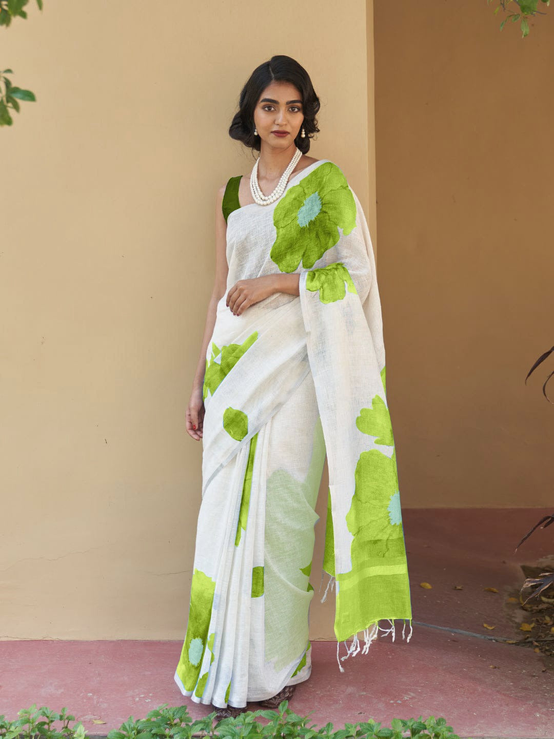 Off-White Linen Floral Digital Print Saree