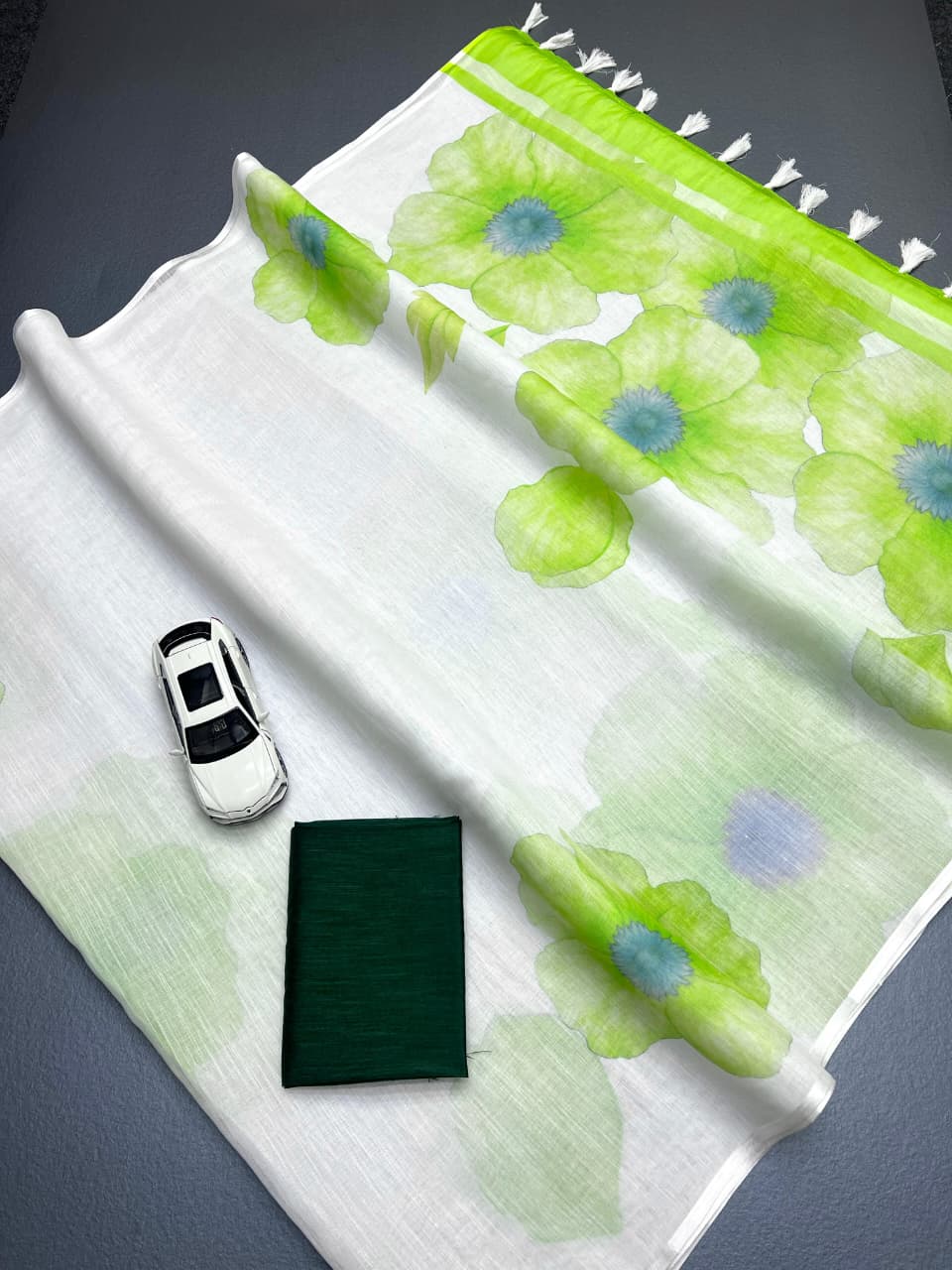 Off-White Linen Floral Digital Print Saree