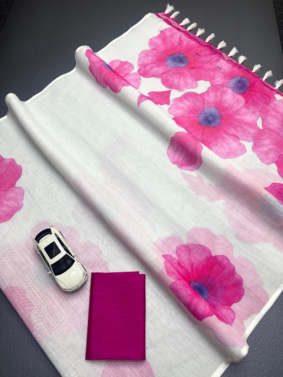 Off-White Linen Floral Digital Print Saree