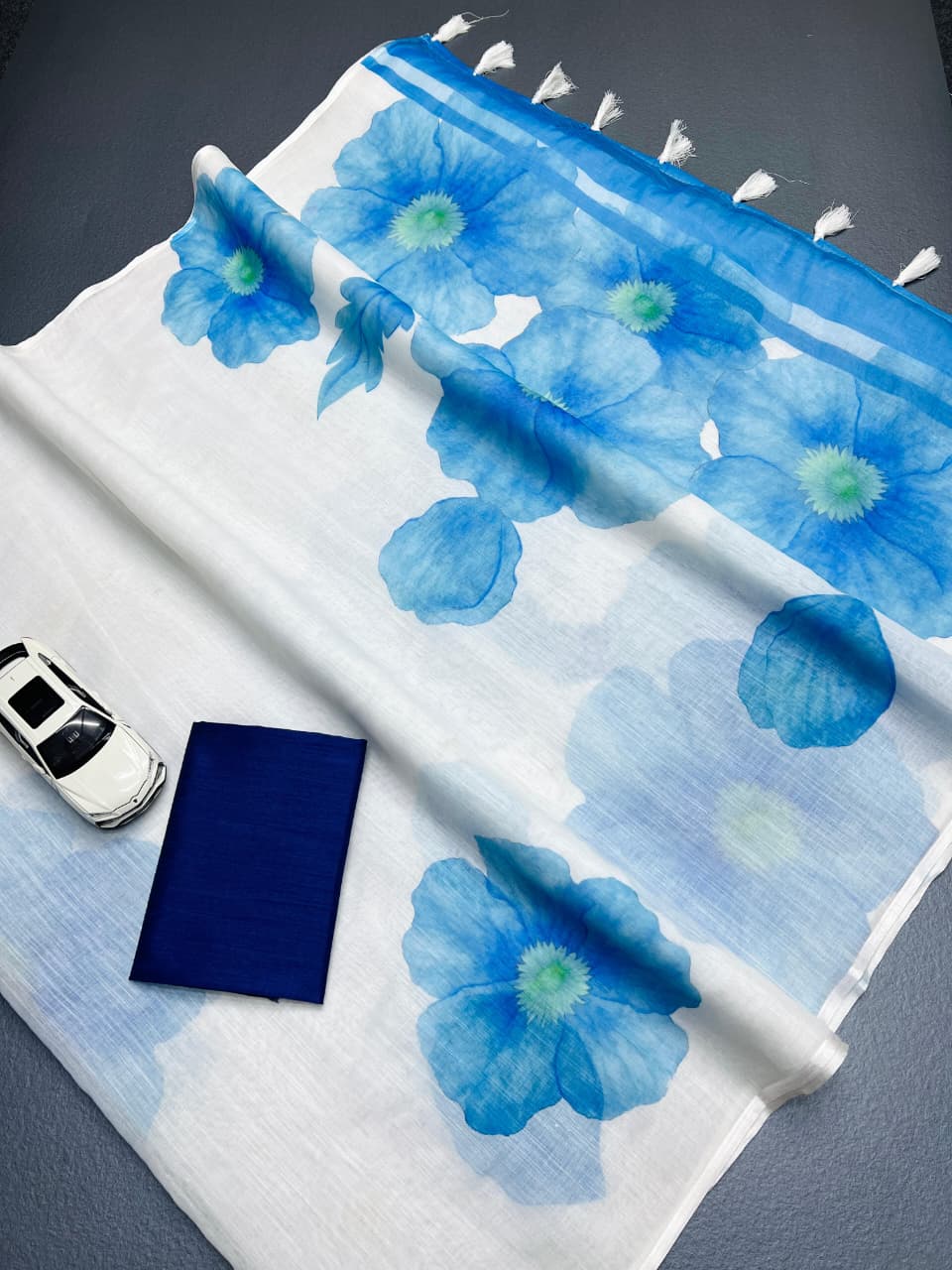 Off-White Linen Floral Digital Print Saree
