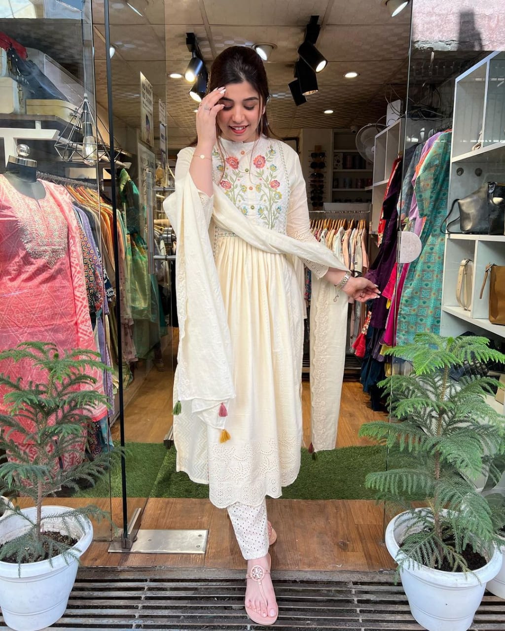 Elegant Cream Cotton Kurta Set.