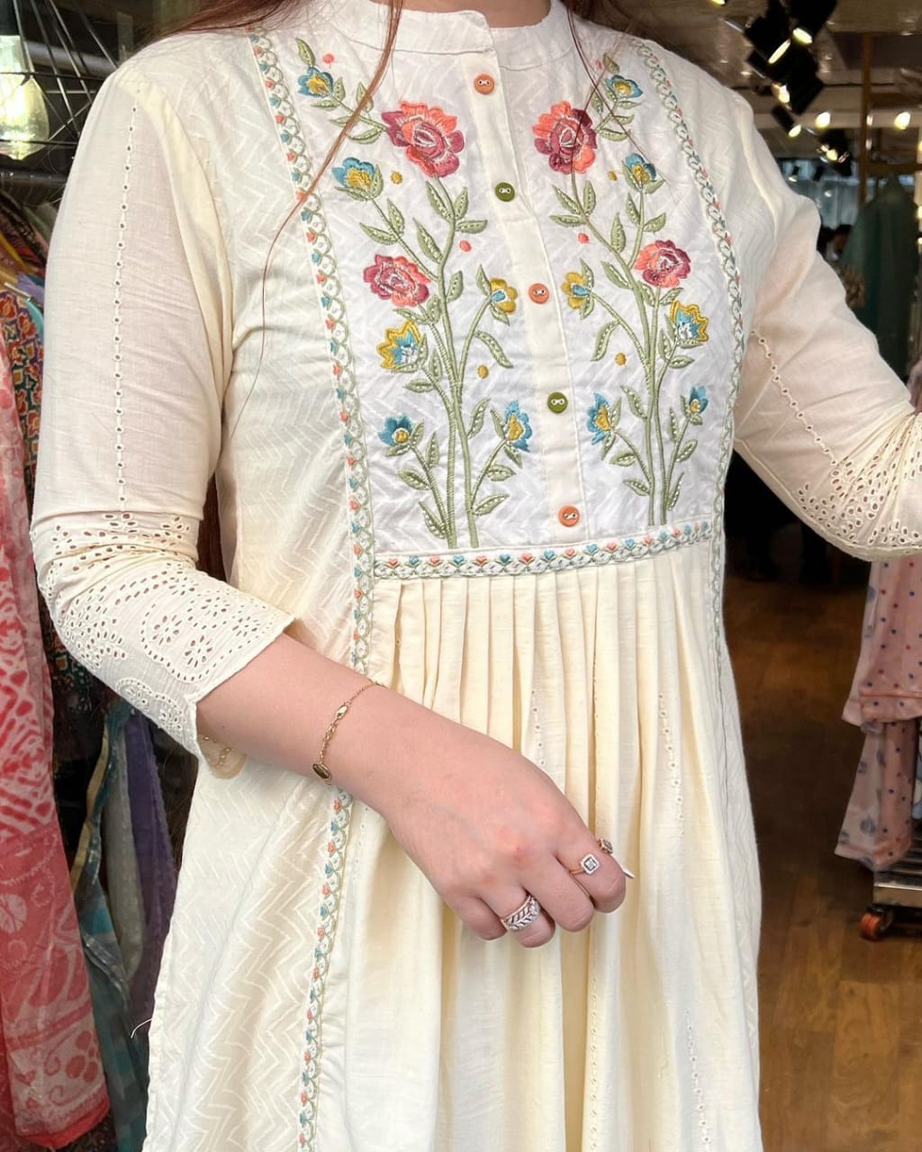 Elegant Cream Cotton Kurta Set.