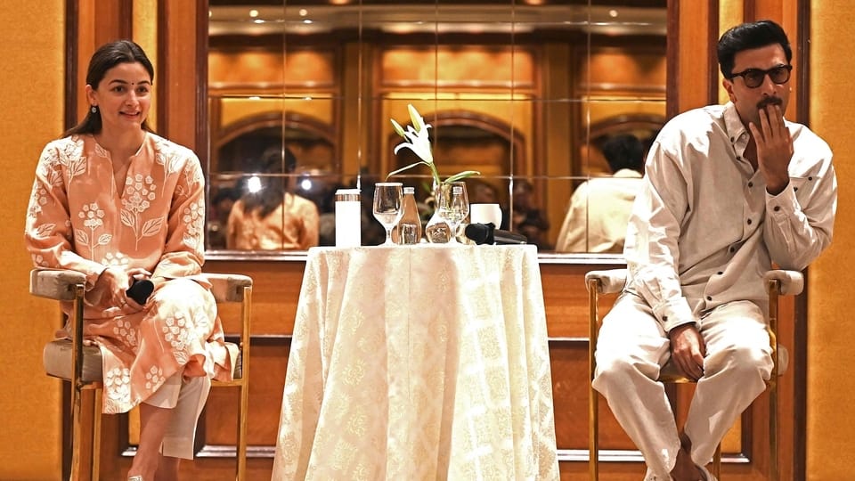 Celebrity-Inspired Peach Mul Chanderi Kurta Set