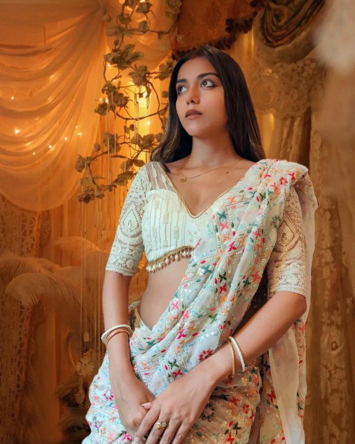 Elegant White Partywear Saree – Multi-Colour Embroidery & Sequin Work