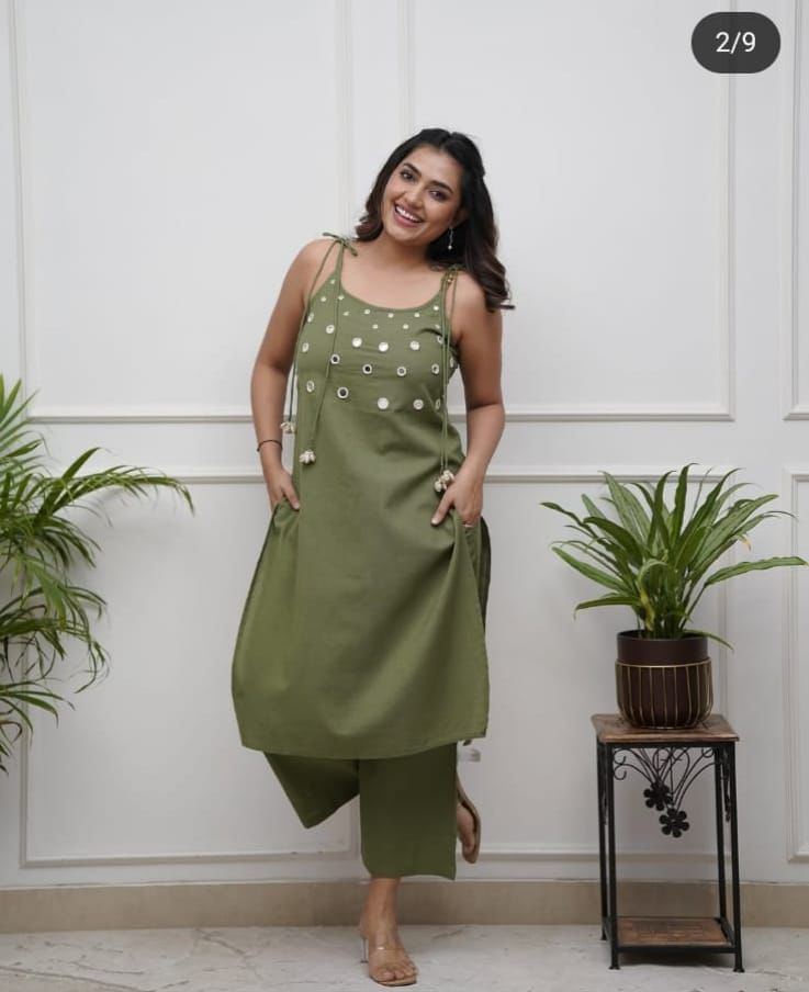 Elegant Sleeveless Cotton Flex Cord Set with Mirror Work.
