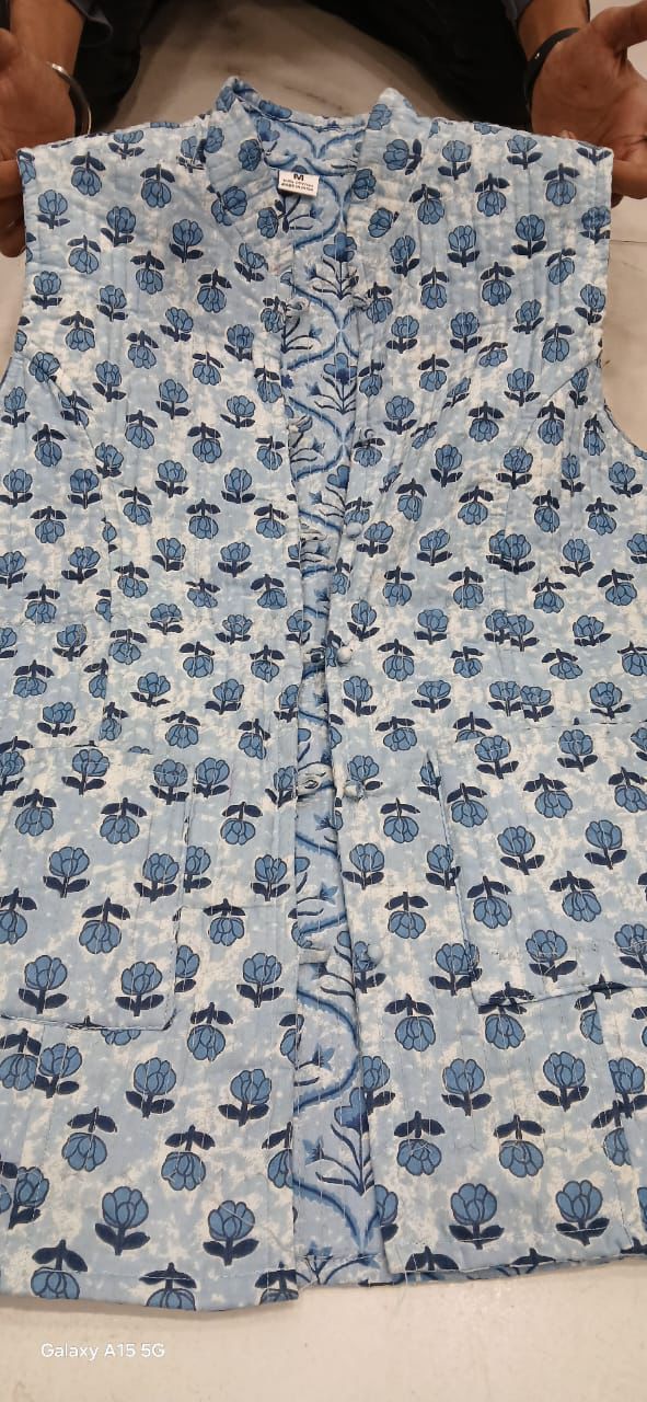 Hand Block Printed Cotton Straight Kurti Set with Reversible Jacket