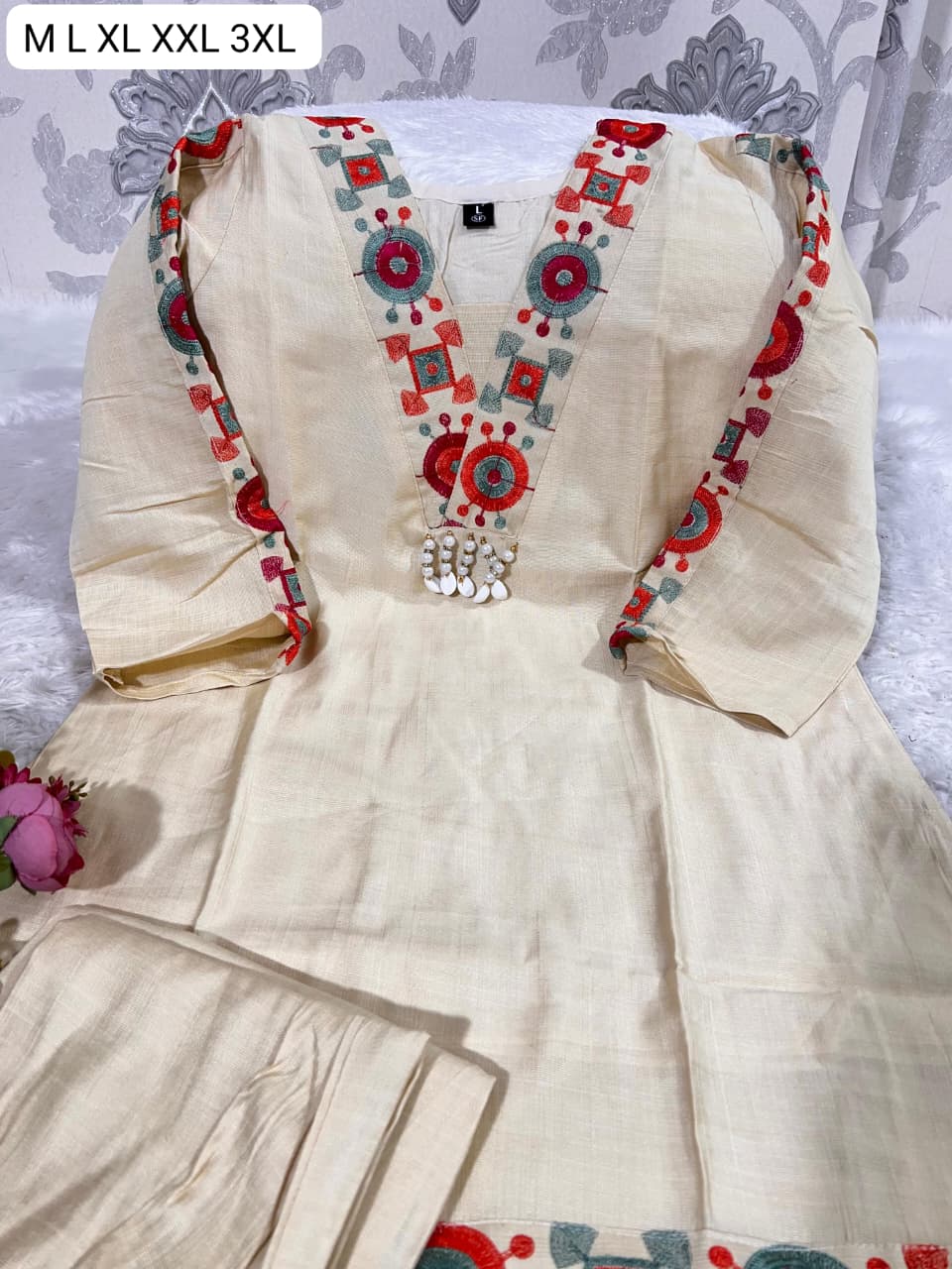 FESTIVAL COLLECTION – Elegant Embroidered Cotton Coord Set.