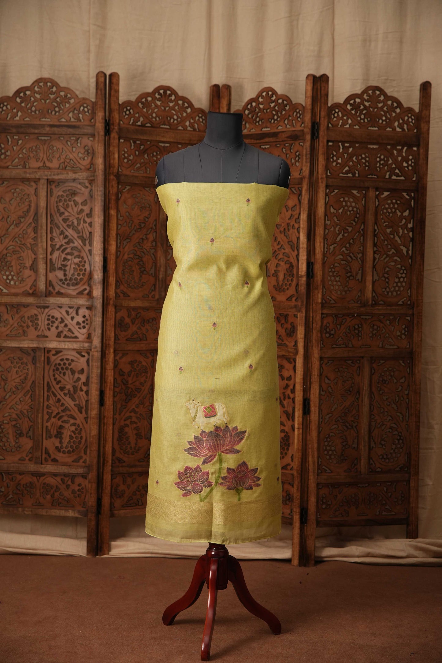 Jamdani Mul Cotton Silk 3 Piece Unstitched Suit – Beige & Yellow