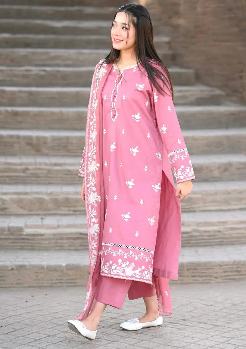 Pink Embroidered Mal Chanderi Kurti Set