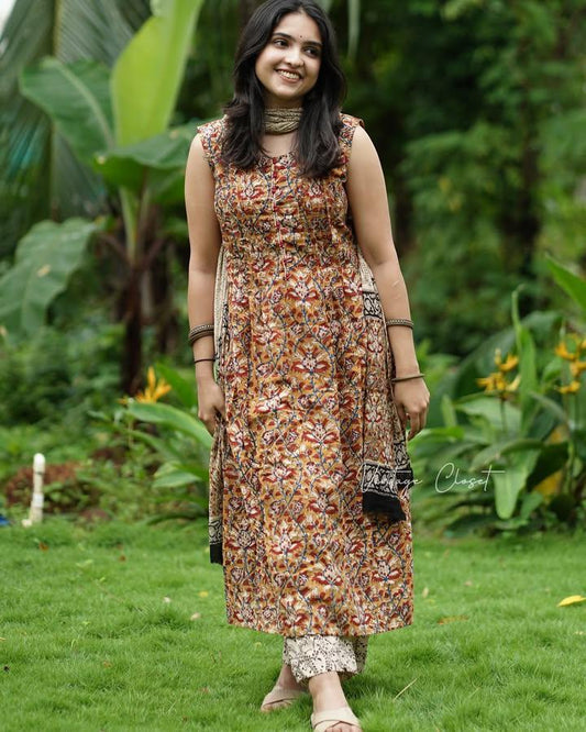 Grace in Every Thread – Handblock Printed Kurti