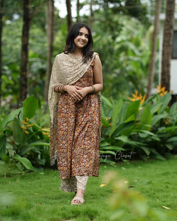 Grace in Every Thread – Handblock Printed Kurti