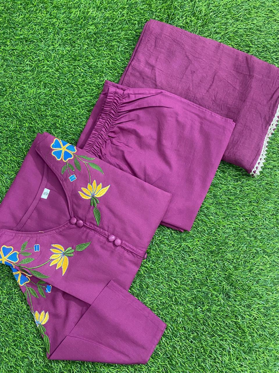 BLOOMING ELEGANCE – EMBROIDERED KURTI SET
