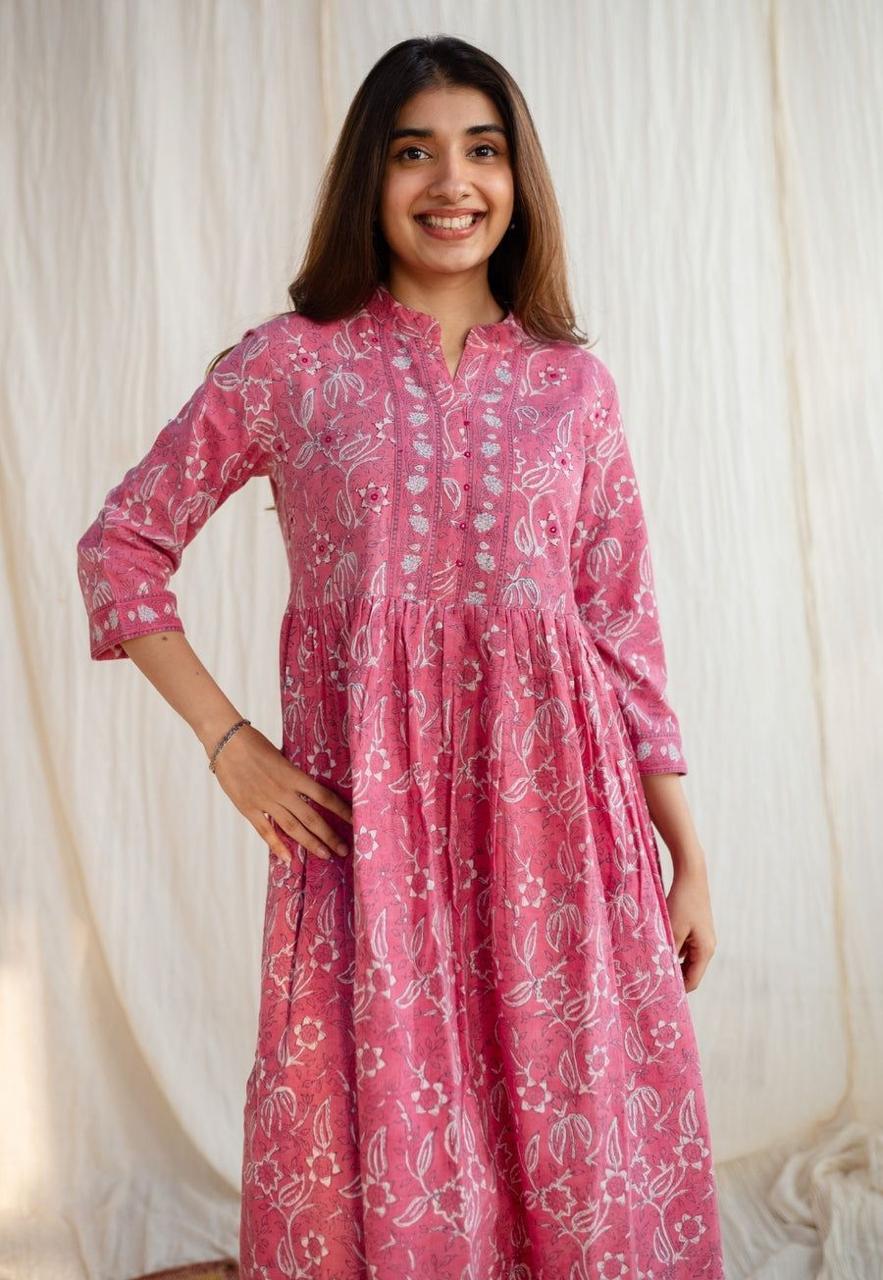 BLOOM WITH GRACE – ELEGANT FLORAL CO-ORD SET