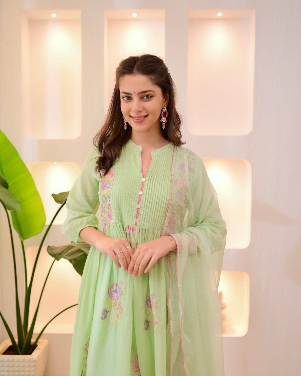 Pastel Bloom – Elegant Floral Kurti Set for Effortless Grace