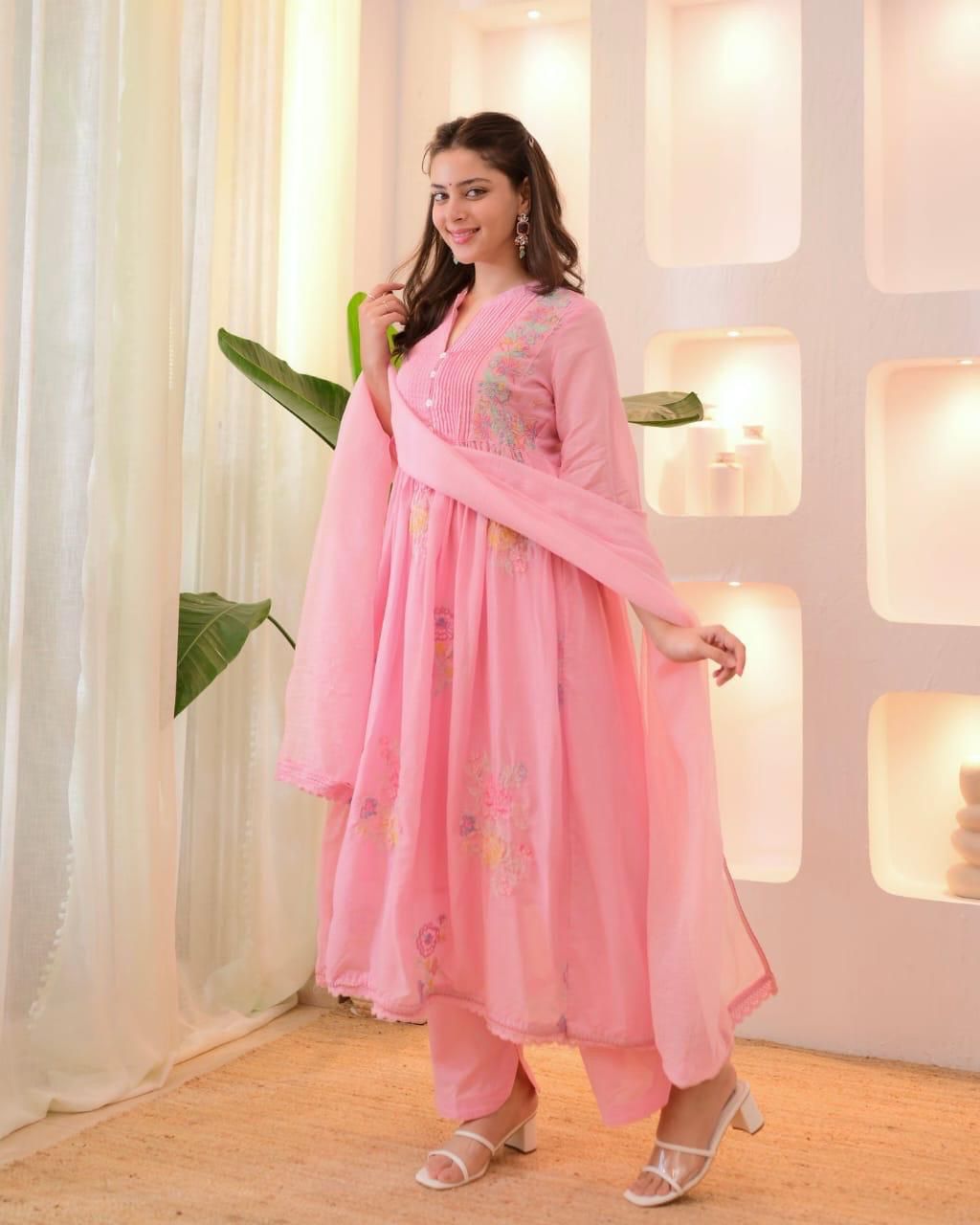 Pastel Bloom – Elegant Floral Kurti Set for Effortless Grace