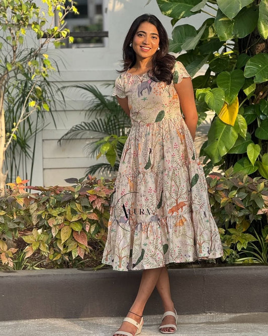 JUNGLE CHIC – Summer-Ready 3-Tier Flare Maxi Dress