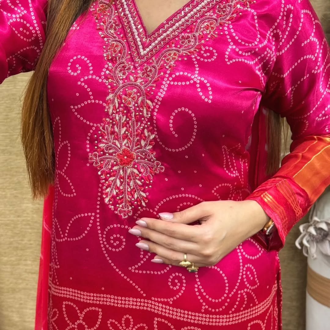 Exclusive Gradient Bandhani Print Cotton Suit Set.