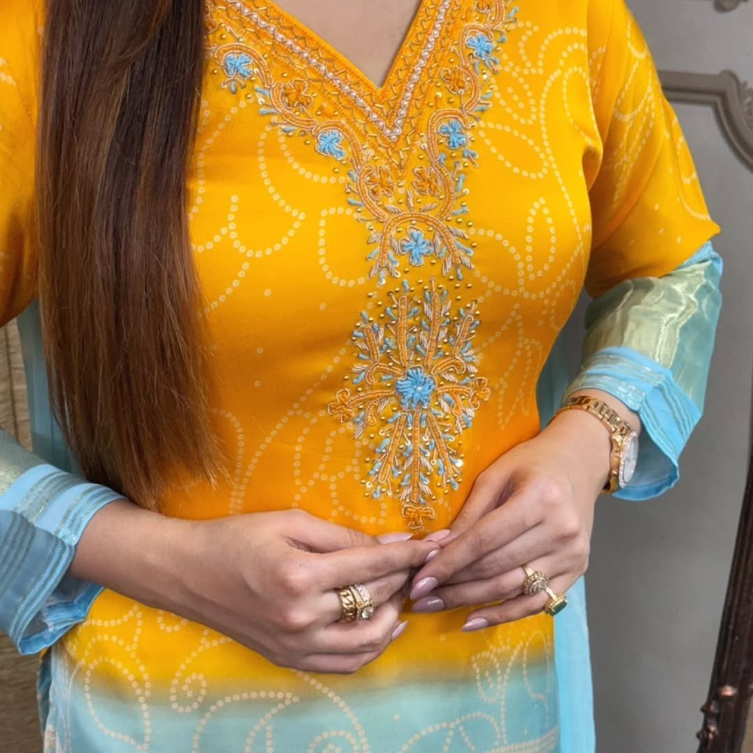 Exclusive Gradient Bandhani Print Cotton Suit Set.